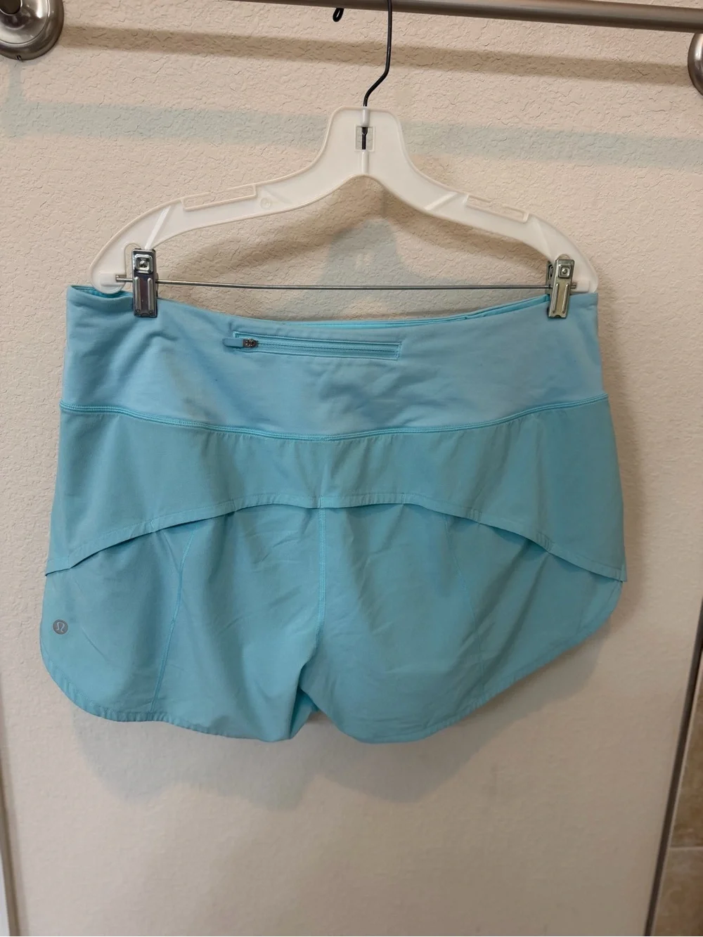 Lululemon High Rise 4” Speed up Shorts